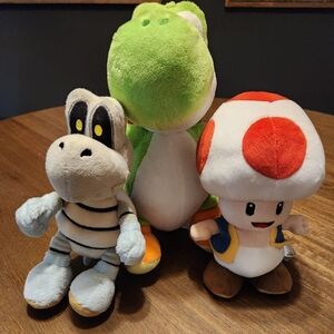 Super Mario (gamestop) stuffed animals